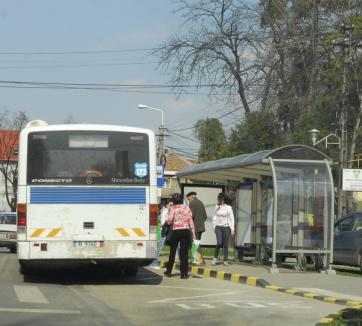 Autobuzele 10 îşi termină traseul în Piaţa Devei